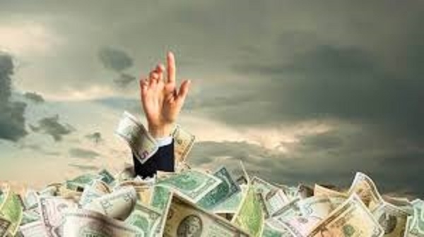 عند إنخفاض قيمة العملة..كيف تُقضى الديون ثلاث اراء للعُلماء