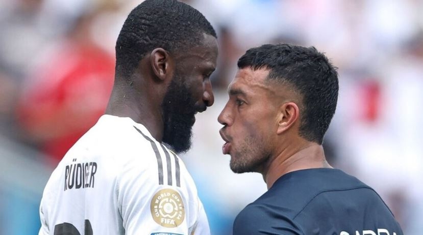 بعد اتهامه بالعنصررية لنجم ريال مدريد.. لاعب باتشوكا يرد