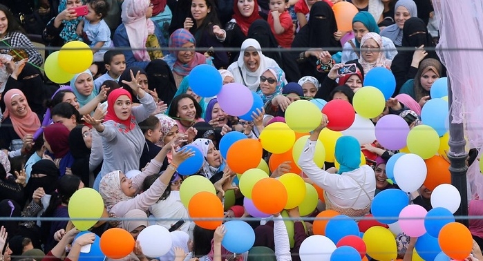 عادات وتقاليد عيد الفطر في البلدان العربية.. تنوع واحتفالات مميزة