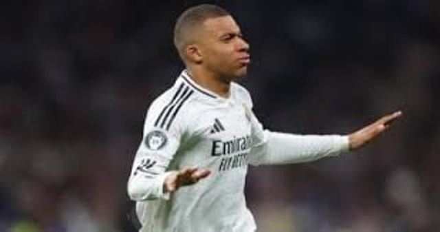 مبابي يتقدم لريال مدريد على سوسيداد بالهدف الأول