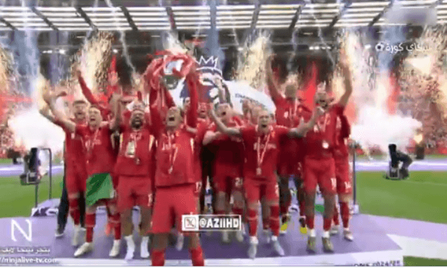 شاهد.. ليفربول يستلم رسمياً كأس الدوري الإنجليزي فى وجود كلوب