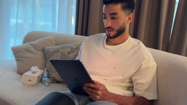 أحدث ظهور لـ محمد عبد المنعم عقب الإصابة بقطع في الرباط الصليبي