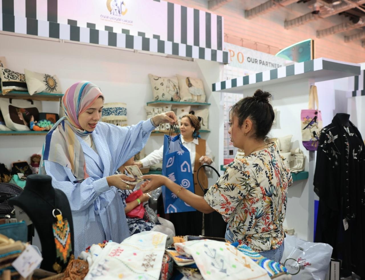 المجلس القومي للمرأة يشارك بجناح لمنتجات السيدات