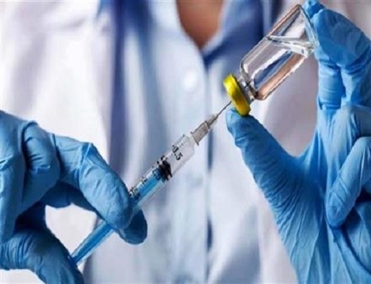 الولايات المتحدة توسّع تحذيرات لقاحات كورونا لتشمل أعمارًا جديدة