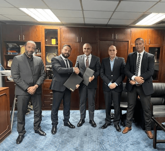 مصـرللطيران توقع عقد لتطوير وتحسين حجوزات الرحلات الجوية