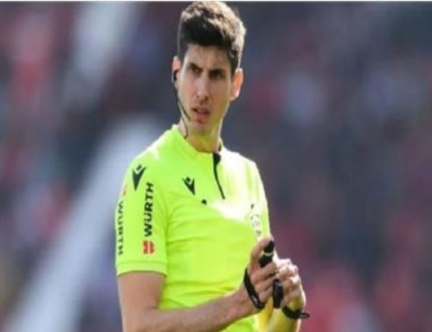 ماتيو بوسكيتس حكما لمباراة برشلونة ضد أوساسونا