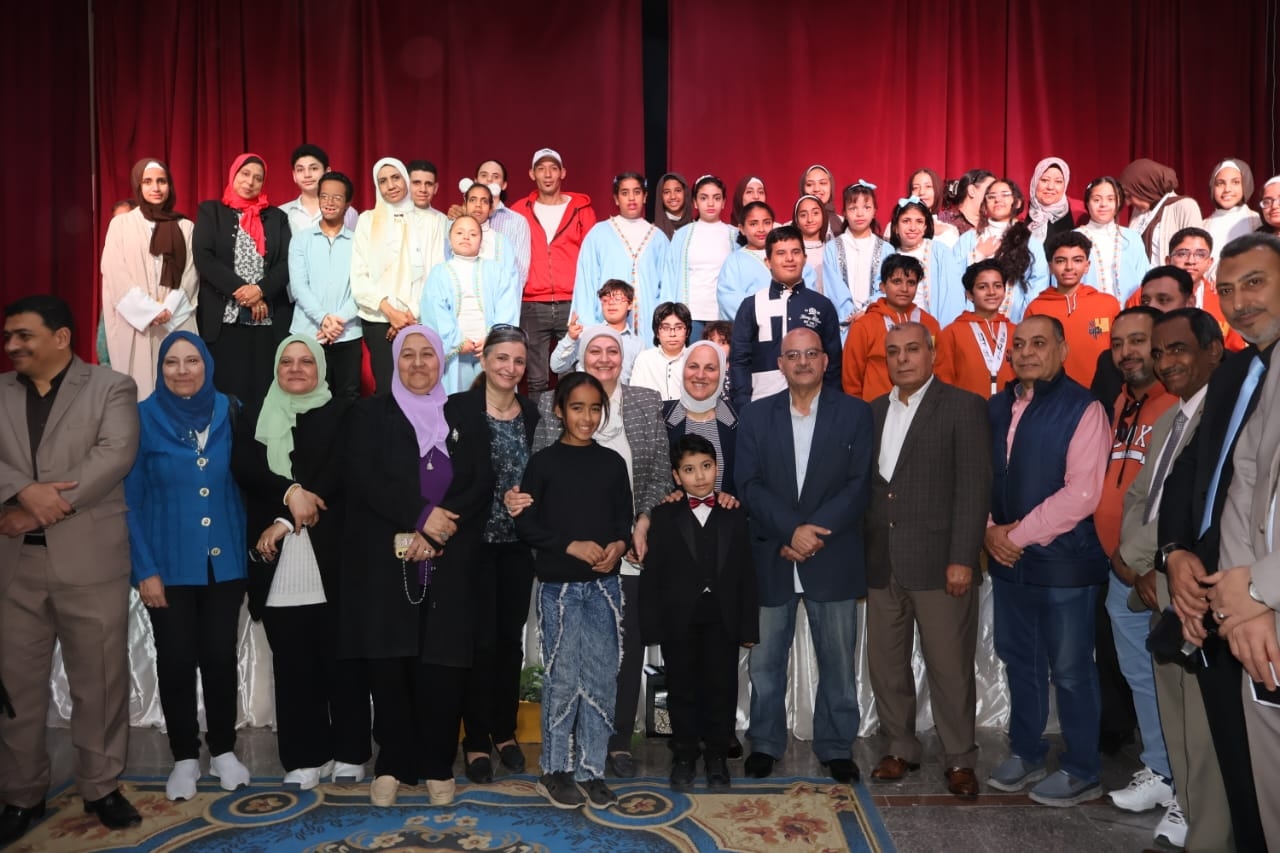 مدير تعليم القاهرة تشهد احتفالية الليلة الرمضانية بمسرح مدرسةابن خلدون