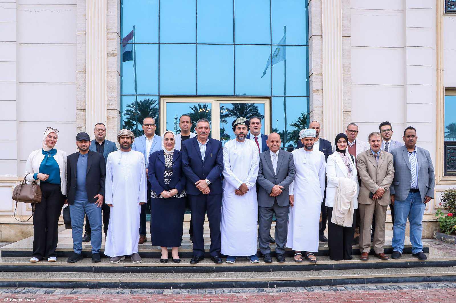ميناء دمياط تستقبل وفدا عمانيا لتبادل الخبرات في التحول الرقمى