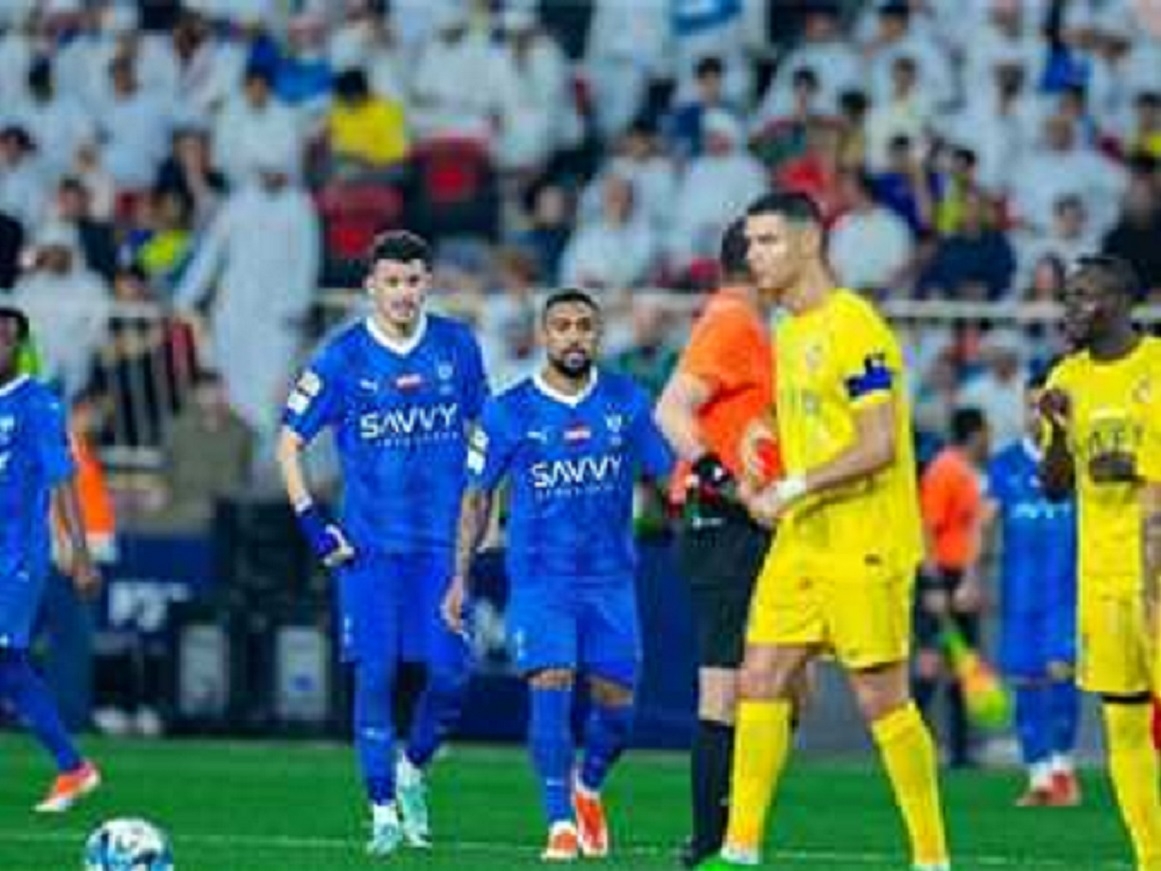 رسمياً.. الهلال السعوي يخطف مدافع النصر قبل كأس العالم للأندية