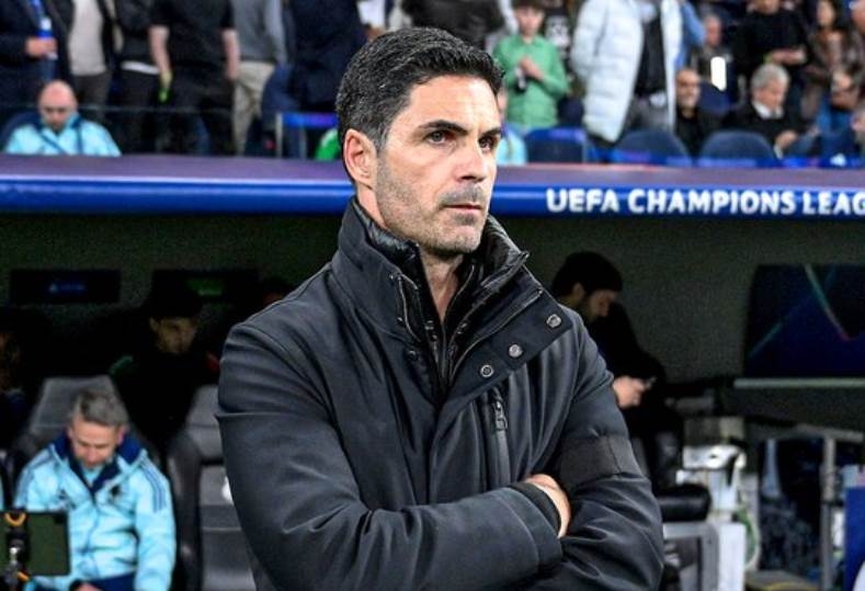 أرسنال يتمسك بضم مهاجم أتلتيكو مدريد تحسبا لفشل صفقة جيوكيريس
