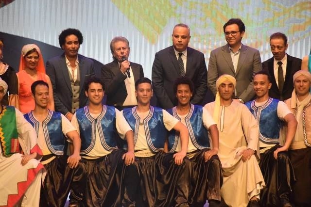 إحتفالية ذكرى ثورة 30 يونيه "كامل العدد" على مسرح البالون في حض