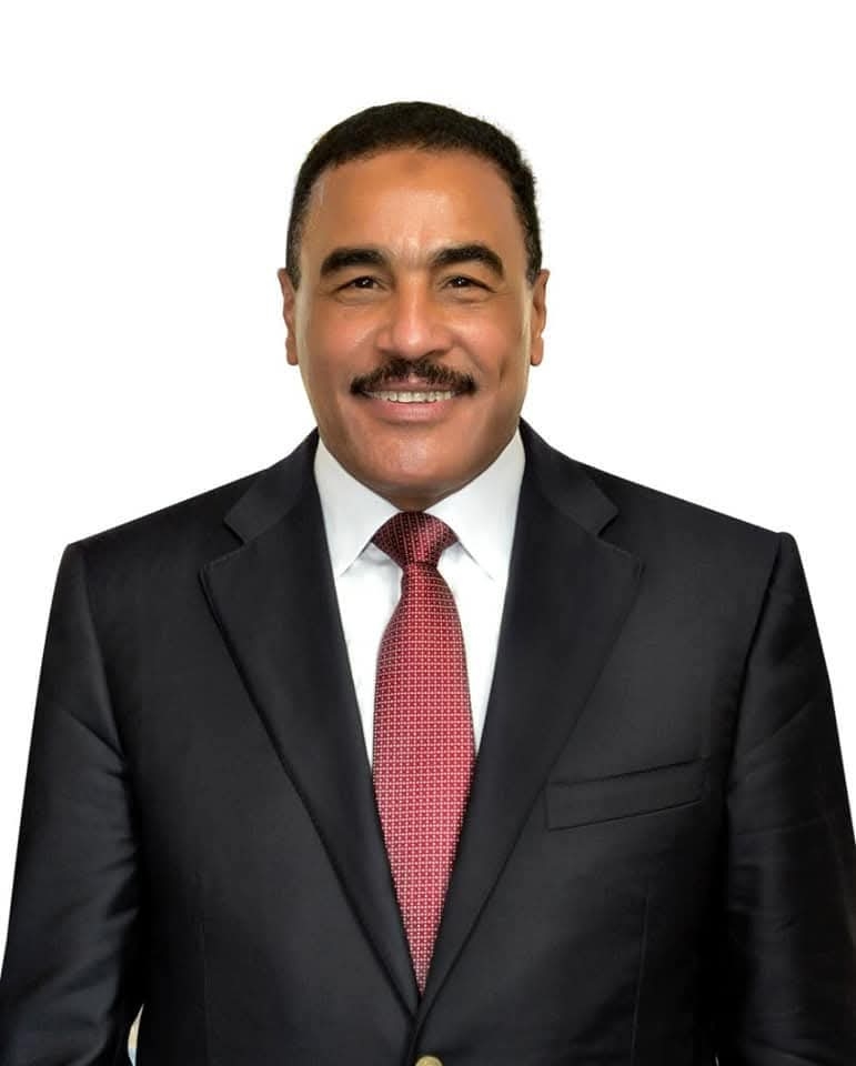 محافظ مطروح يهنئ الرئيس السيسى بمناسبة ( عيد العمال)
