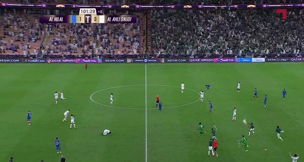 احتفال جنوني للاعبي أهلي جدة بالتأهل لنهائي دوري أبطال أسيا- شاهد