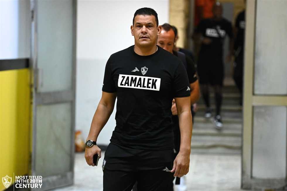 الزمالك يفتح تحقيق في واقعة اشتباك عبدالواحد السيد والجماهير