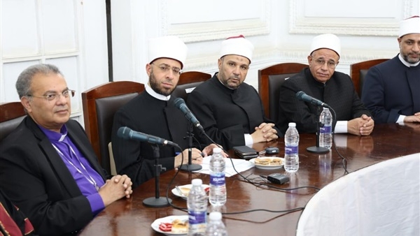 لتقديم التهنئة بقرب حلول عيد الأضحى المبارك والمشاركة في الصكوك