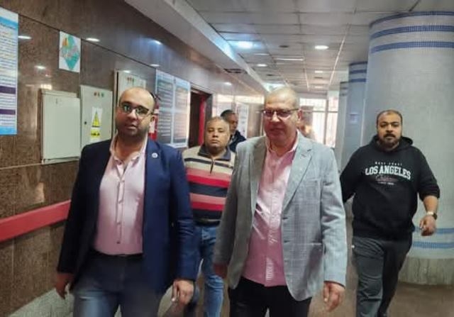 مدير صحة دمياط يفاجئ المستشفى العام ويشيد بالخدمات وإنتظام العمل