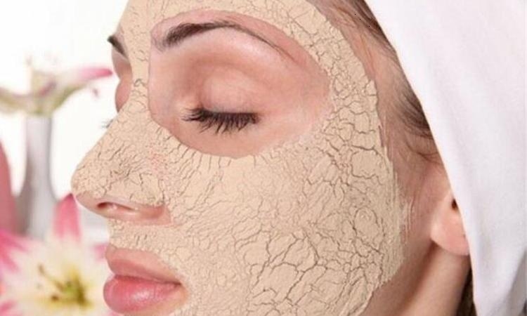 أهمية قناع الخميرة لصحة البشرة
