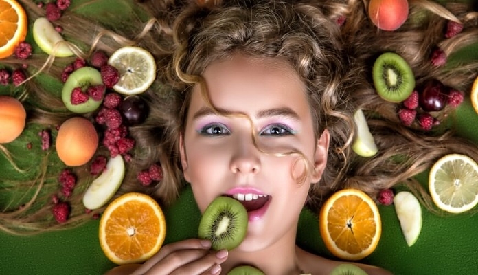 أطعمة طبيعية لتعزيز الكولاجين لبشرة صحية وشابة