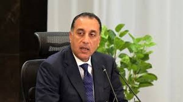 رئيس الوزراء عن مشروع چريان: نعلي قيمة أرض لا تصلح للزراعة