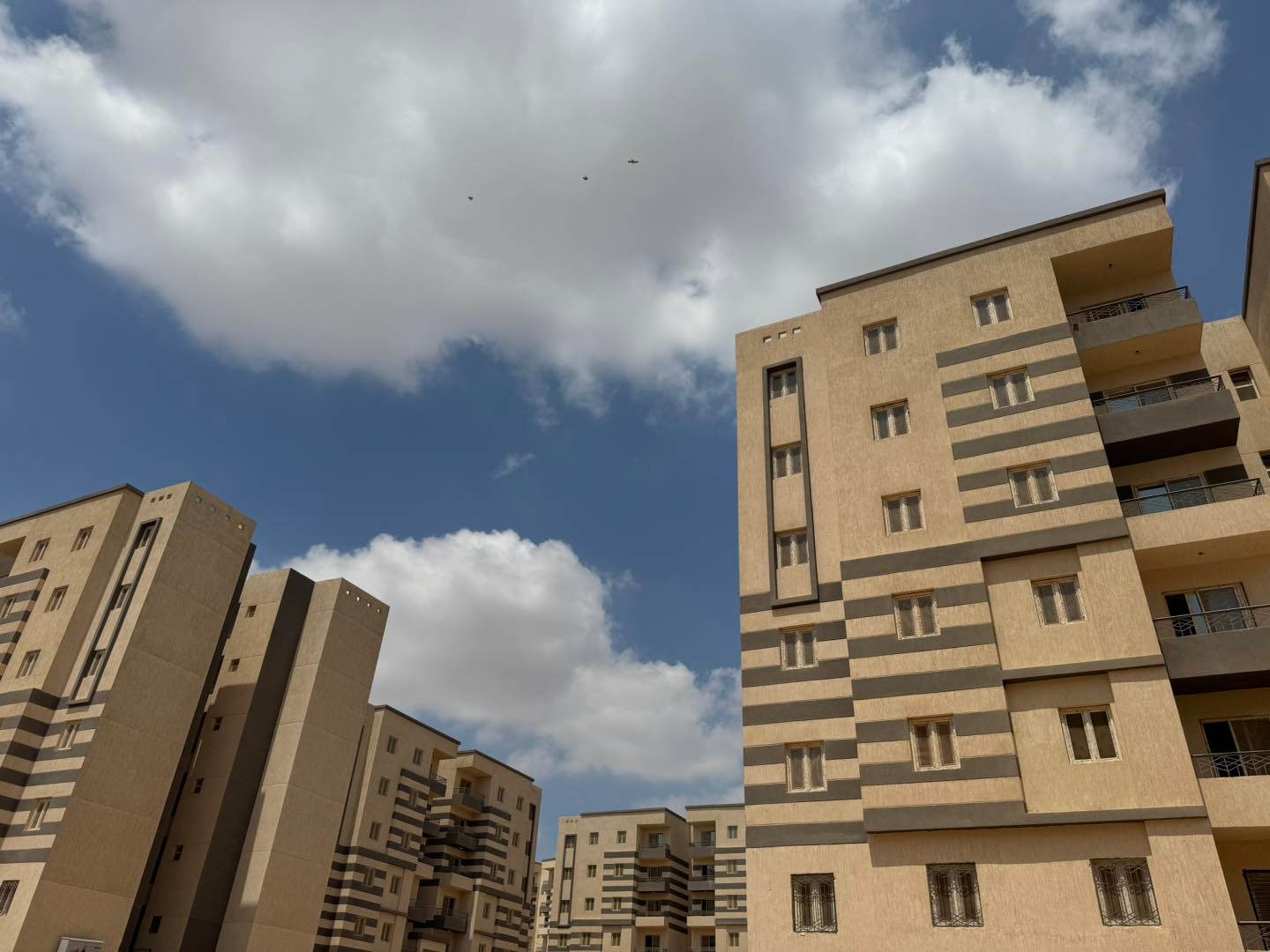 مشروعات "سكن لكل المصريين" في حدائق أكتوبر تقترب من التسليم