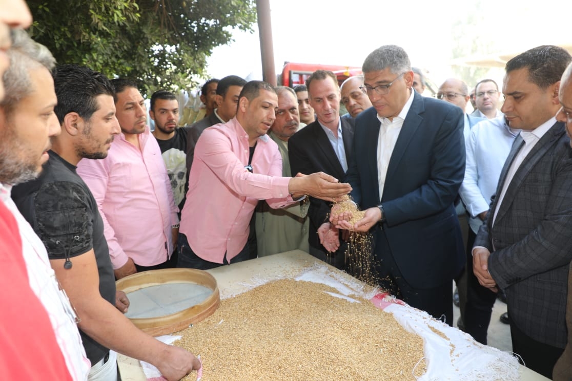 الالتزام بضوابط ومعايير الاستلام والتخزين