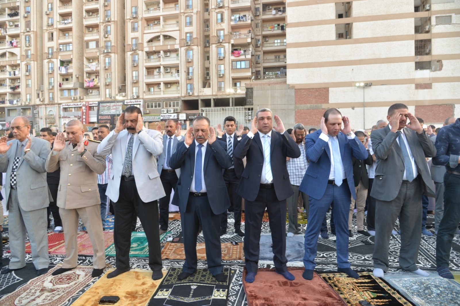 الفريق كامل الوزير يتابع انتظام العمل بمرافق النقل
