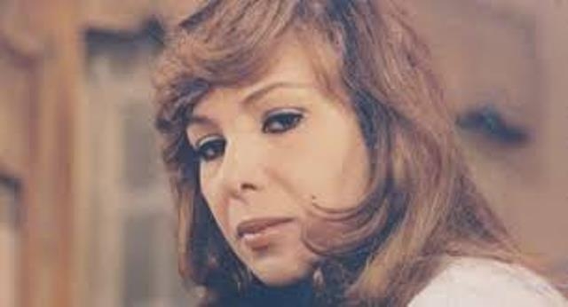 قصة مشاهد ناهد الشريف أمام أحمد رمزى ..وأول بطولة "أنا وبناتي"