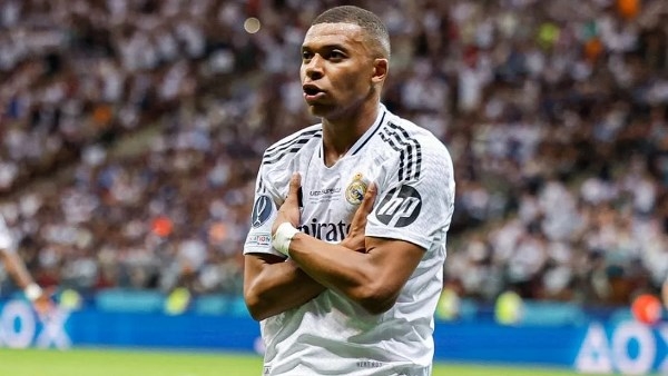 مبابي: أسعى لكتابة التاريخ مع ريال مدريد