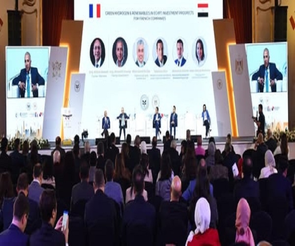 على هامش فعاليات منتدى الأعمال المصري الفرنسي
