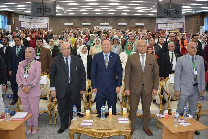 كلية التربية بدمياط تنظم ملتقى التوظيف لربط الخريجين بسوق العمل