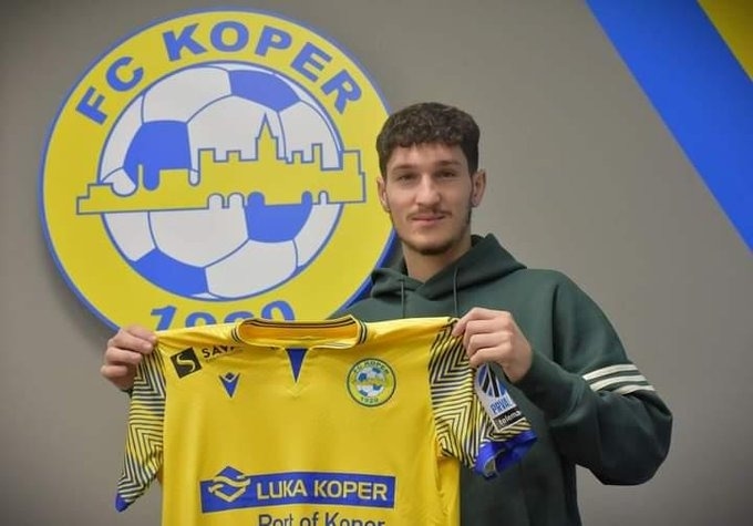 لاعب سولفينى بدلا من أشرف دارى فى الأهلى