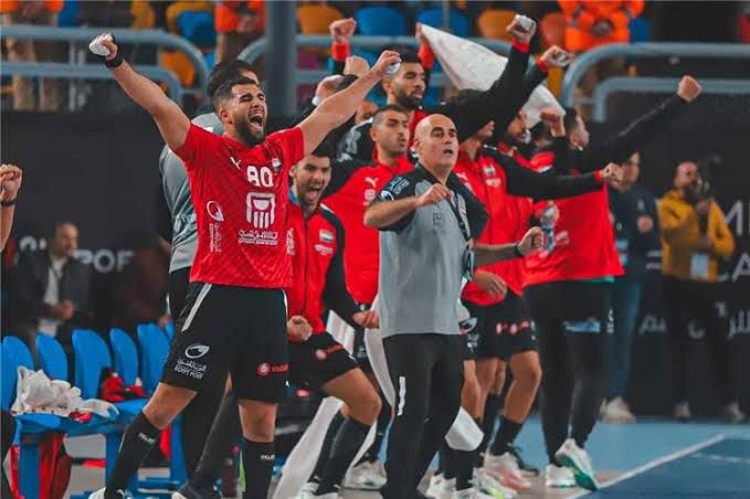 علي هامش ودية البرازيل اليوم..اتحاد اليد يكرم باستور