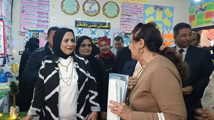 طالبة مطروح الاولي علي مستوي الجمهورية في مسابقة التصميم والتعبير