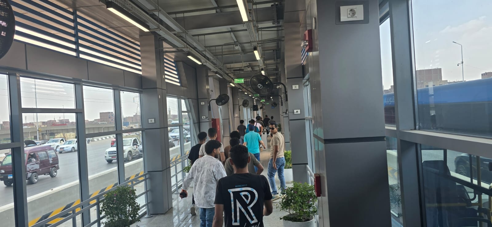 مواعيد تشغيل محطات الأتوبيس الترددي BRT على الطريق الدائري
