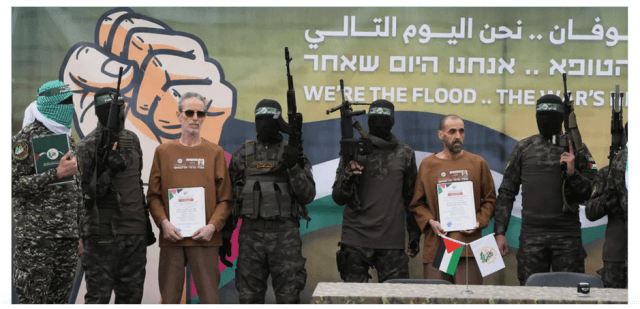 خلال التبادل الخامس للأسري والمحتجزين