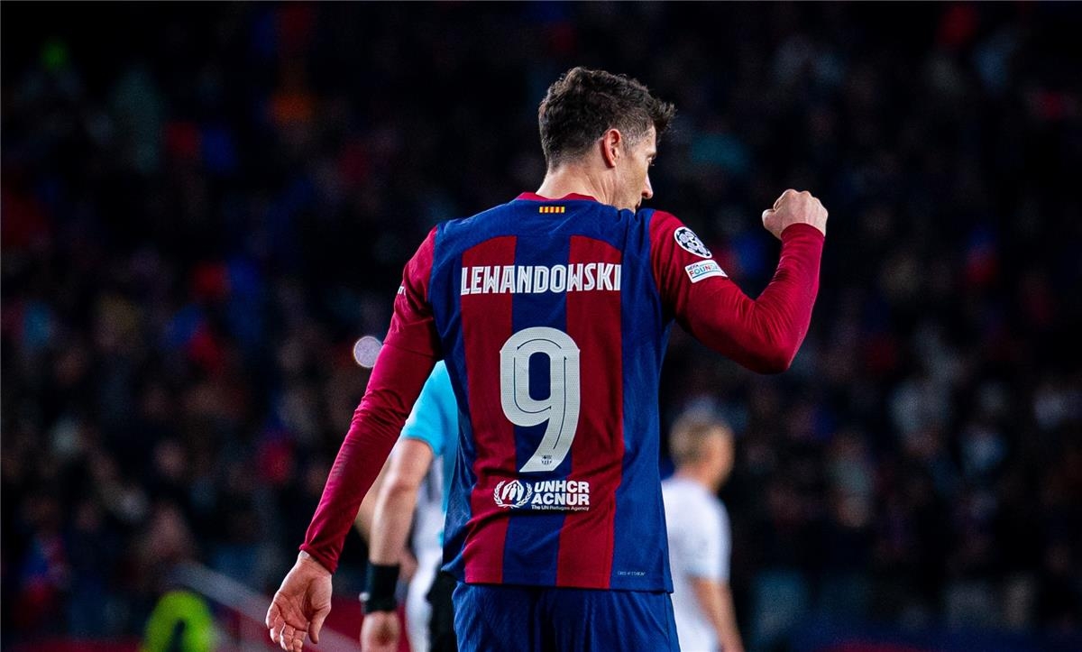 رجل مباراة برشلونة وبوروسيا دورتموند فى دورى أبطال أوروبا