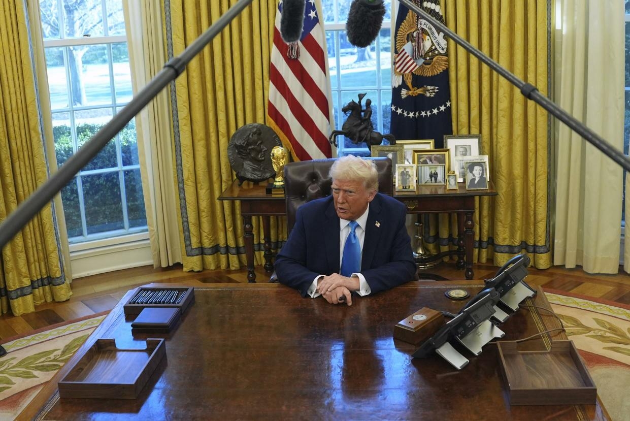 Trump Warns He Left Instructions to Destroy Iran if He Is Assassinated