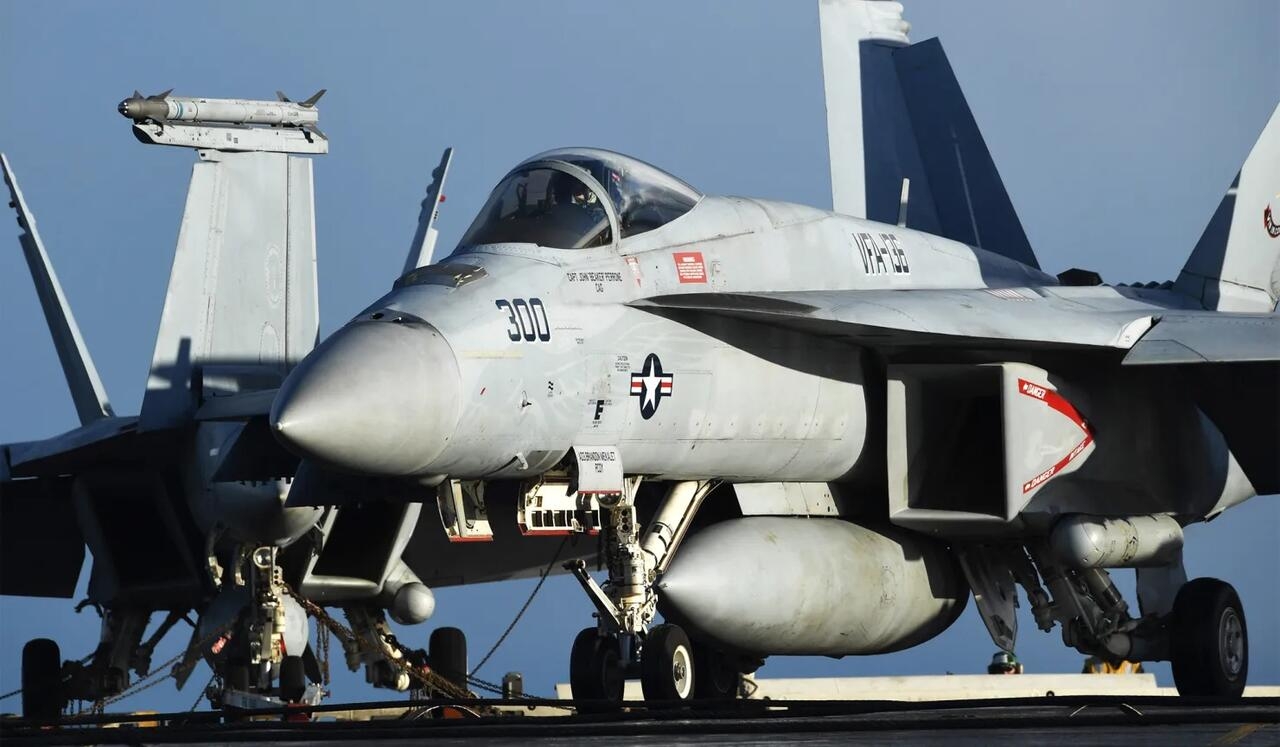Jet Lost as US Carrier Evades Houthi Attack