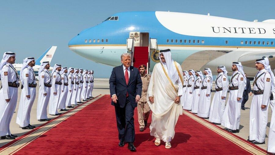 Boeing Secures Record Order During Trump's Gulf Tour