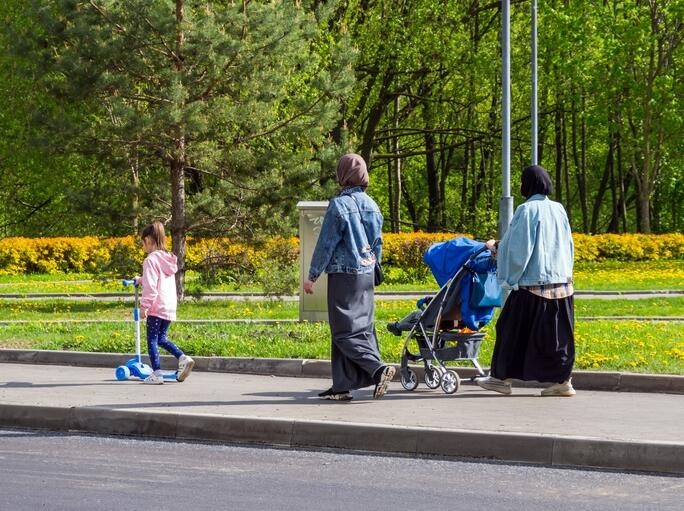 Birth Rate Among Refugee Women In Austria Nearly Triple That Of Native-Born Austrians