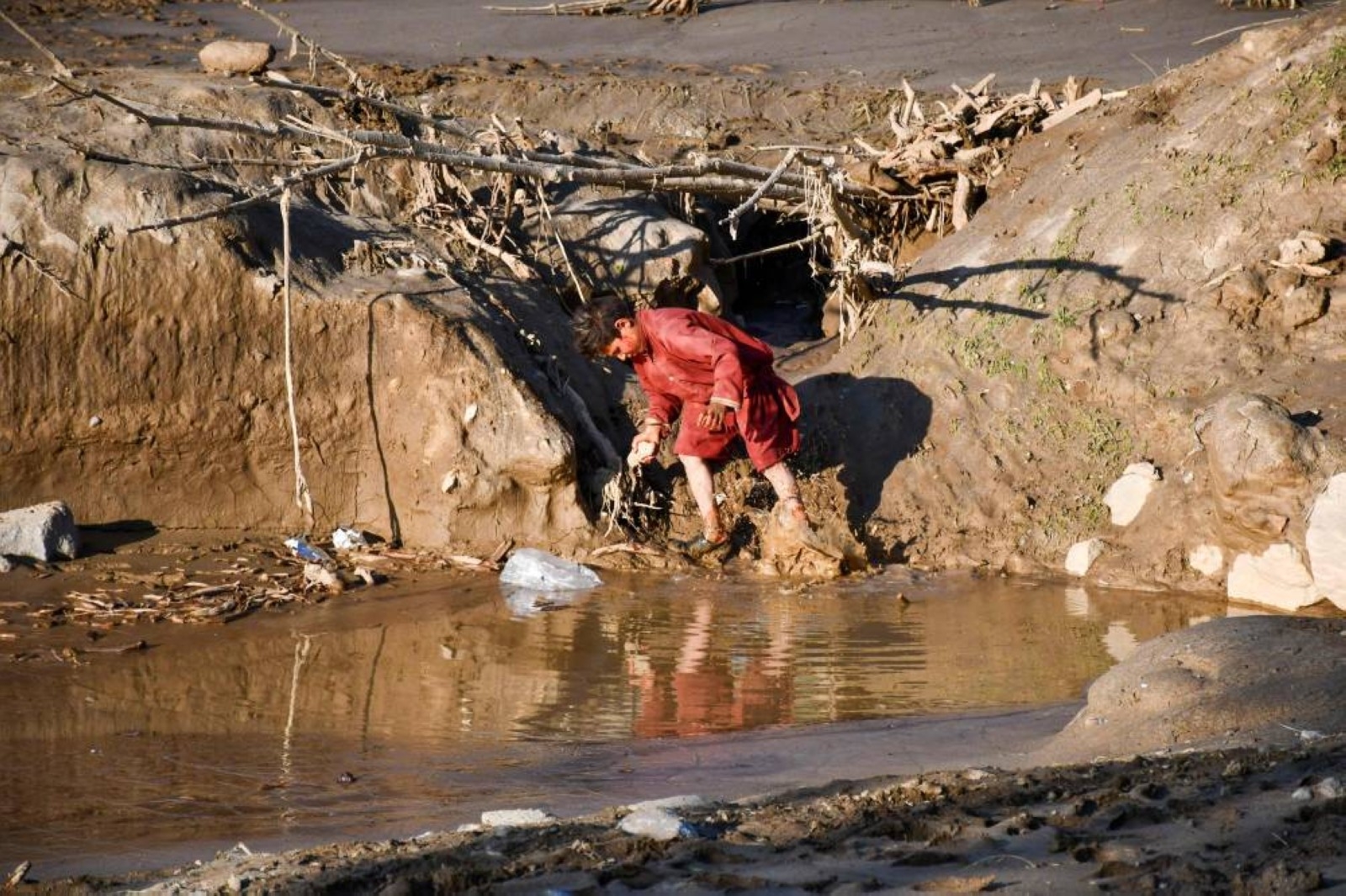 Death toll from Afghanistan's rain, flash flood soars to 39