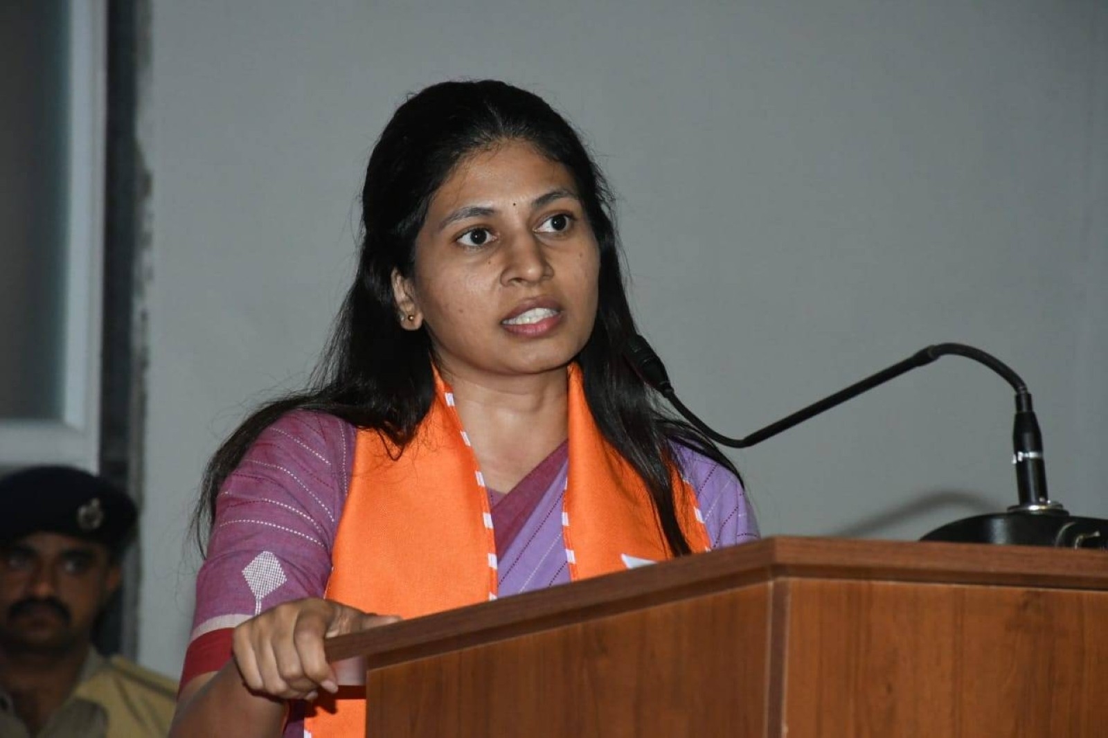 Youth harass Union Minister's daughter, other girls in India