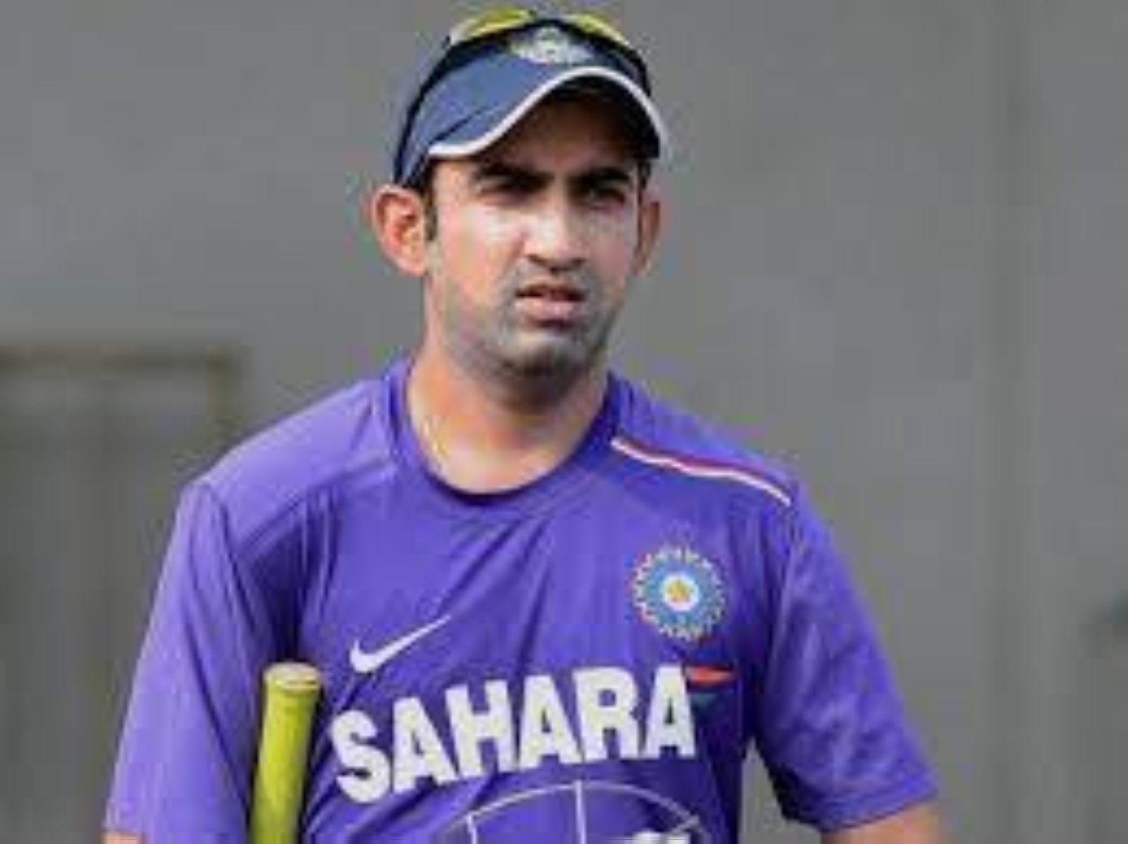 Gambhir lambasts one-venue critics, Shami admits it as an advantage