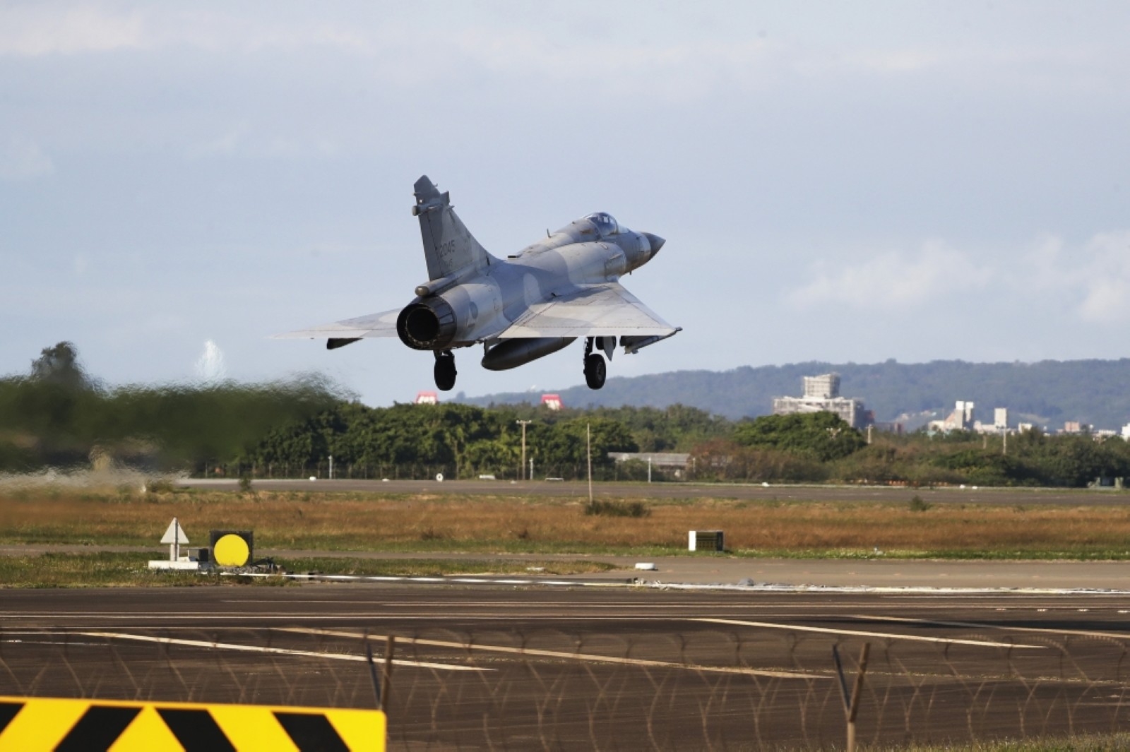 Step back from separatism, China tells Taiwan