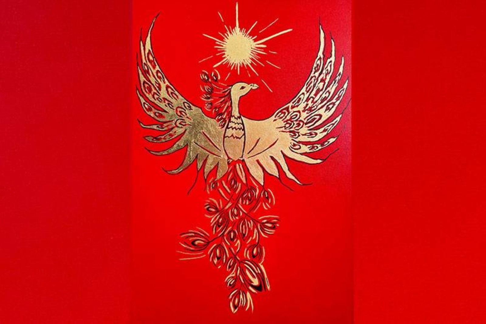 Passion for art, wealth of colour: Yuliya Solomennaya's red and gold canvases