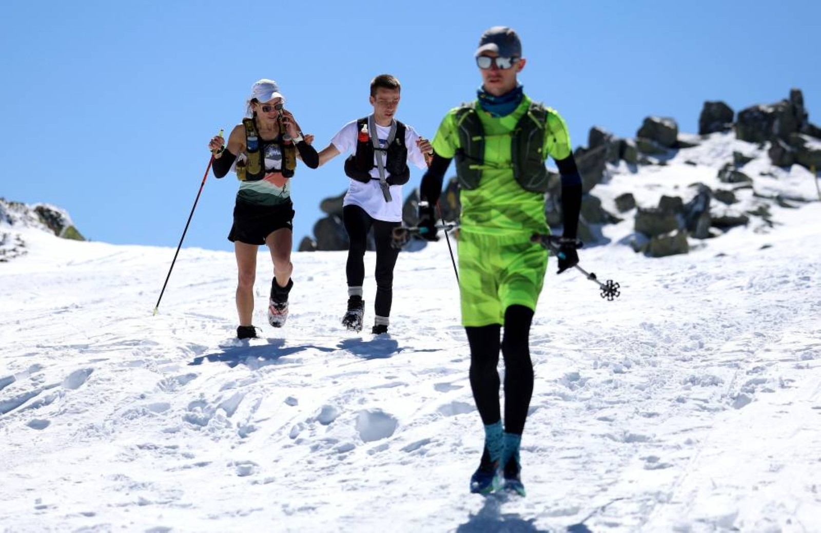 Blind Bulgarian runner defies sleep for 46 hours in 'Everesting' challenge