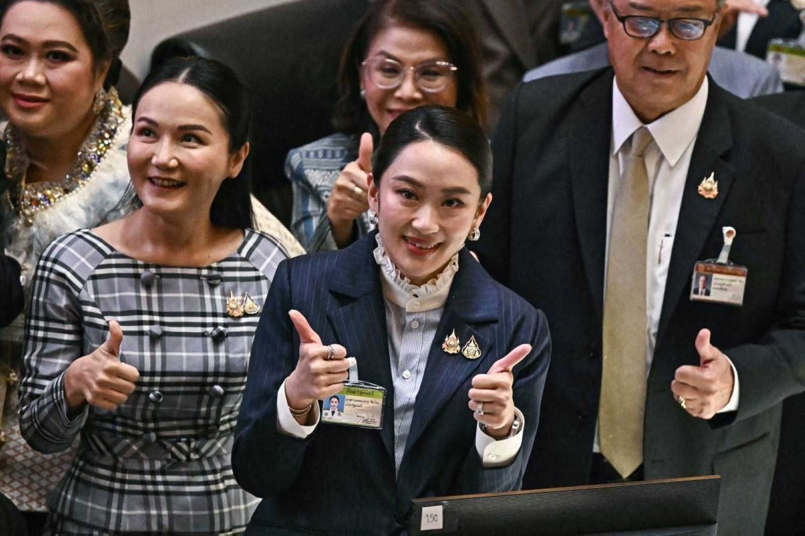 Thai PM Shinawatra survives censure motion