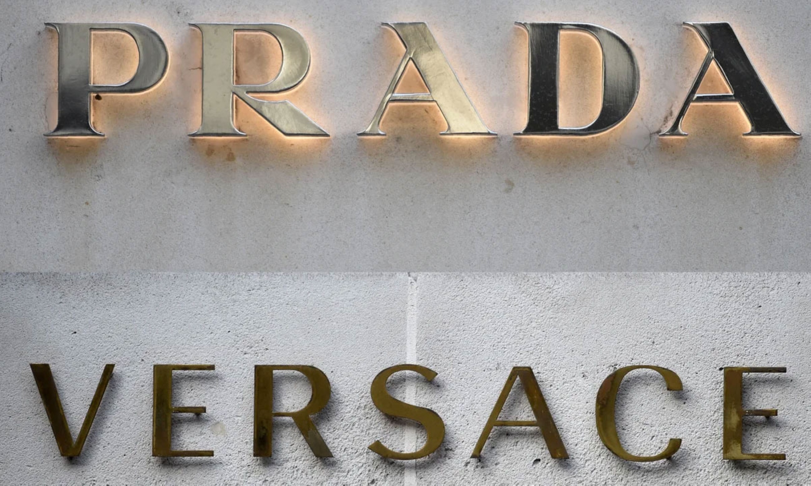 Prada, Versace to challenge French players
