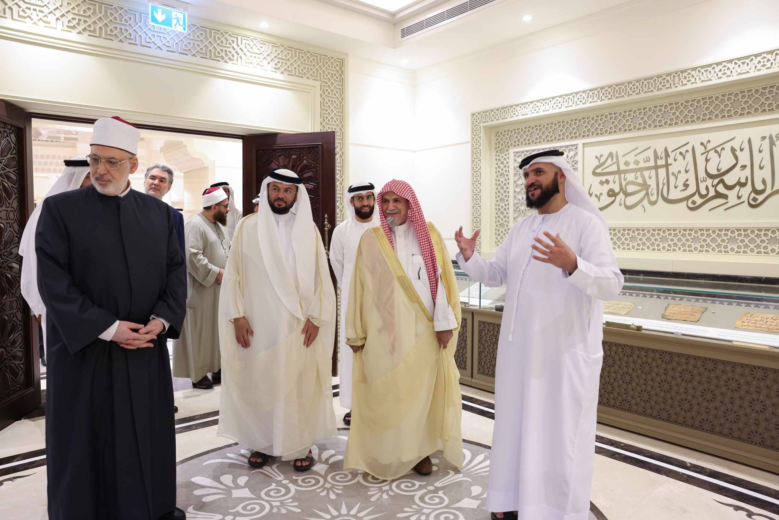 Saudi Royal Adviser visits Sharjah Quran Academy
