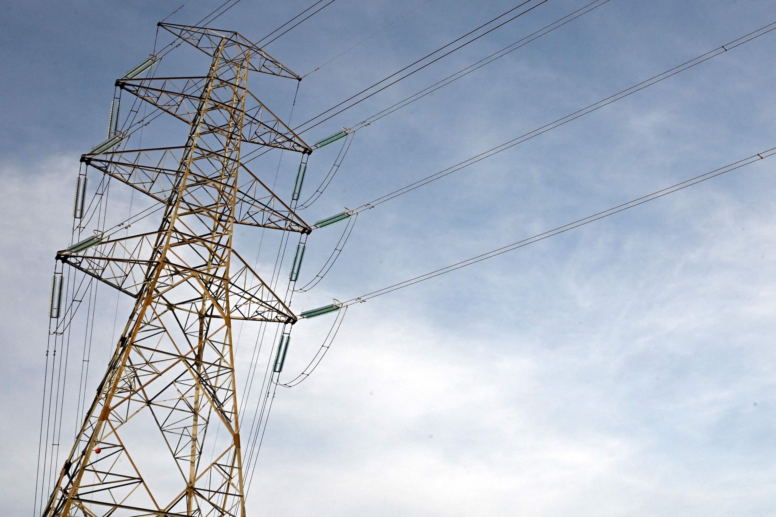 Power supplies in Portugal back to normal; outage still affecting Spain
